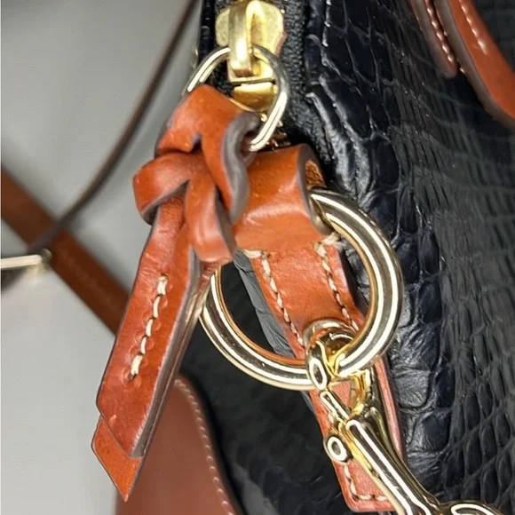 Dooney and Bourke Satchel or Crossbody Women's Back Bag.. - Picture 10 of 15